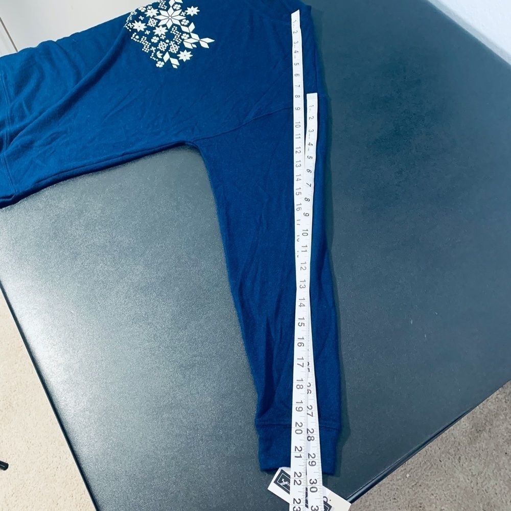 NWT BP from Nordstrom Cozy Lounge Top M navy Snowflake - Picture 12 of 15